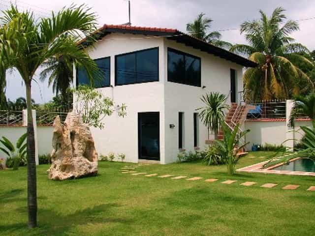 Будинок в Бан Лаем Май Руак, Чонбурі 10105341