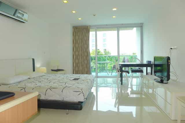 Condominium in Phatthaya, Chon Buri 10105374