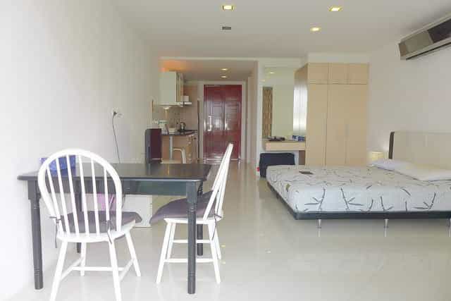 Condominium in Phatthaya, Chon Buri 10105374