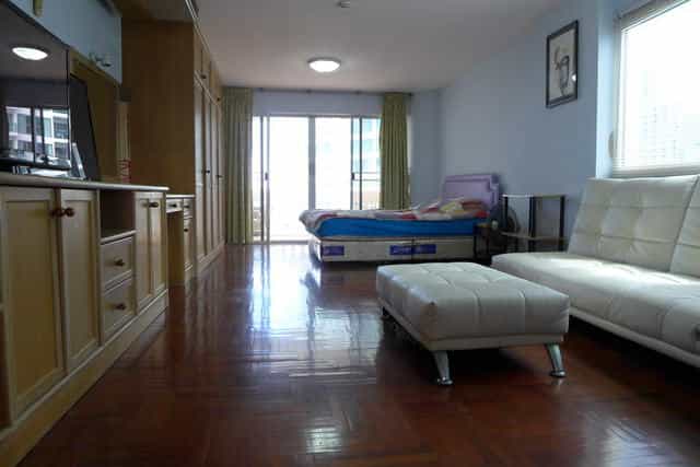 Condominium in Phatthaya, Chon Buri 10105387