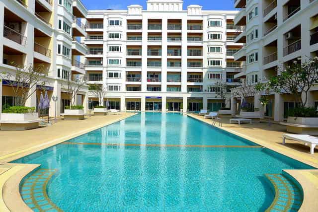 Condominium in Jomtien, Chonburi 10105444