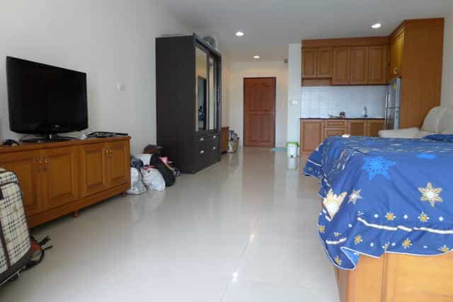 Квартира в Бан Лаем Май Руак, Чонбурі 10105453