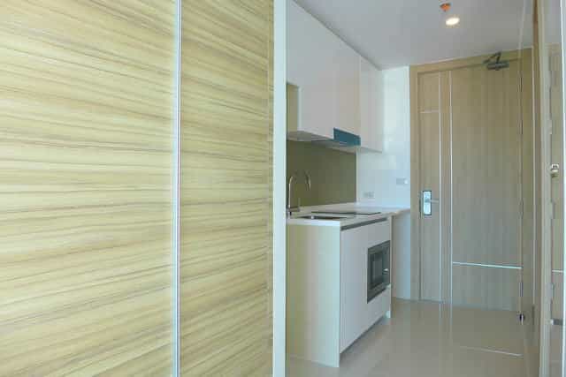 Condominium dans Ban Laem Mai Ruak, Chonburi 10105459