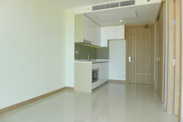Condominium in Ban Laem Mai Ruak, Chon Buri 10105465