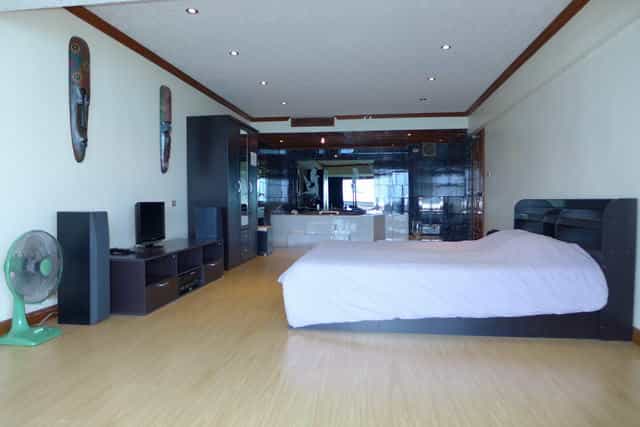 Квартира в Jomtien, Chonburi 10105523