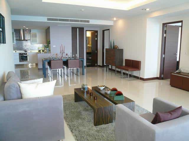 Condominium in Ban Laem Mai Ruak, Chon Buri 10105549