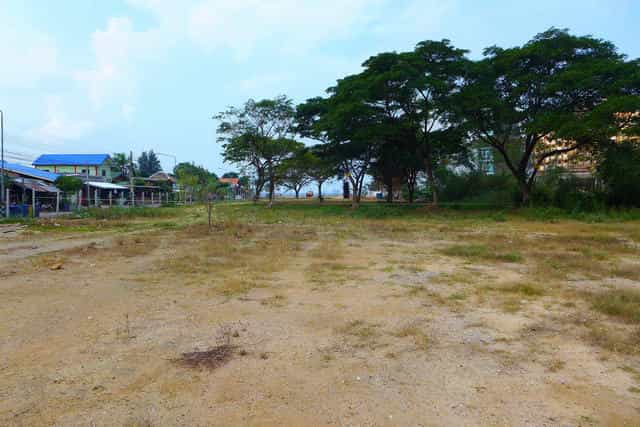 Tanah dalam Ban Laem Mai Ruak, Chon Buri 10105560
