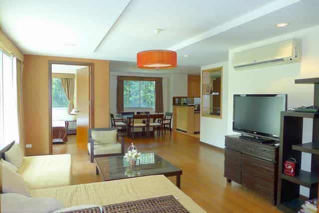 Condominium in Ban Phatthaya Tai, Chonburi 10105625
