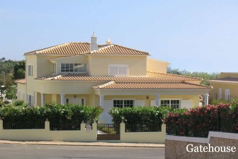 House in Ferragudo, Faro 10105641