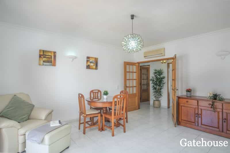 Condominium in Espiche, Faro 10105664