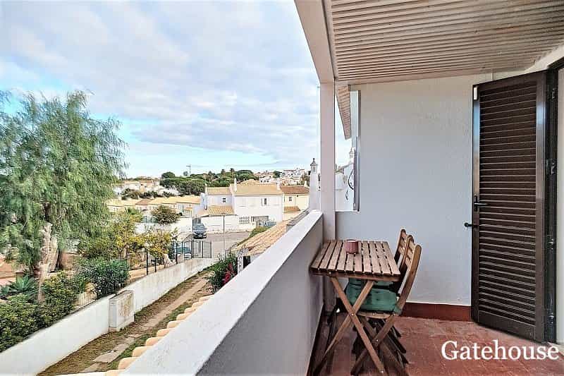 House in Olhos D Agua, Algarve Central 10105717