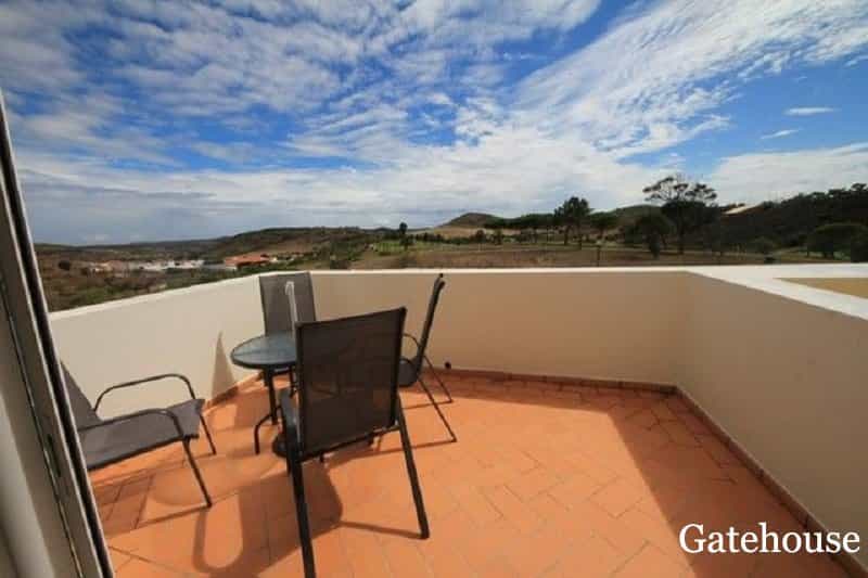 House in Parque Da Floresta, Algarve Ouest 10105722