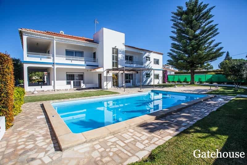 жилой дом в Almancil, Algarve Central 10105757