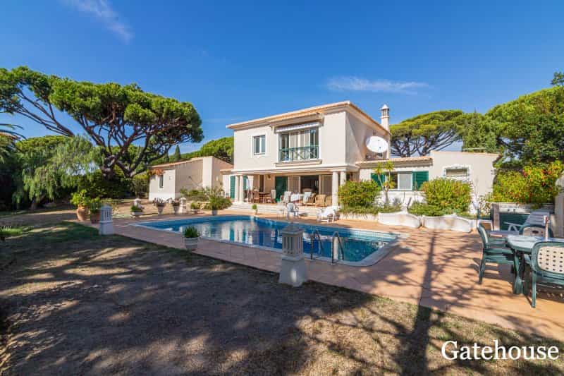 жилой дом в Vale Do Lobo, Algarve Central 10105784