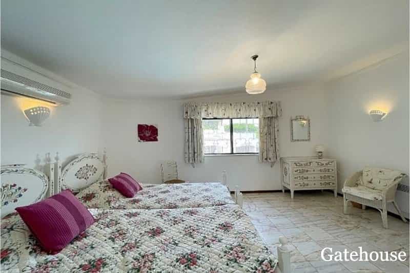 жилой дом в Vale Do Lobo, Algarve Central 10105884