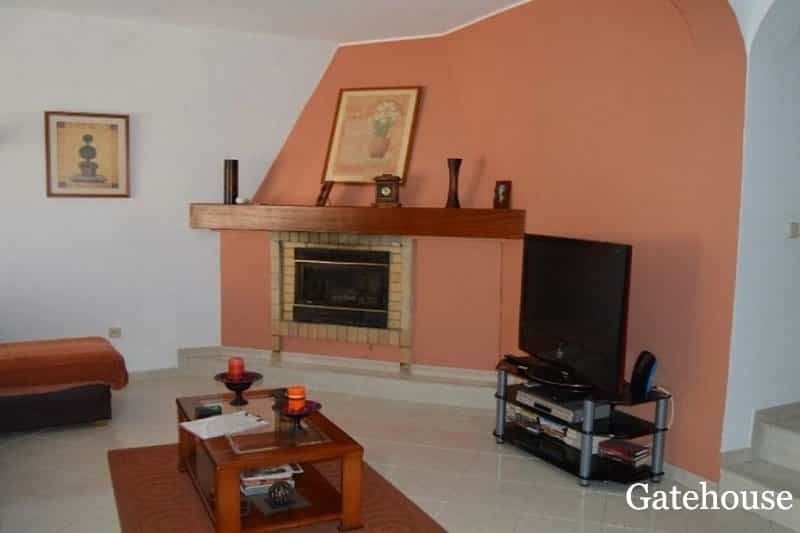 Dom w Loule, Algarve Central 10105908