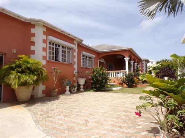 Huis in Casa de Flores, Saint James 10105975