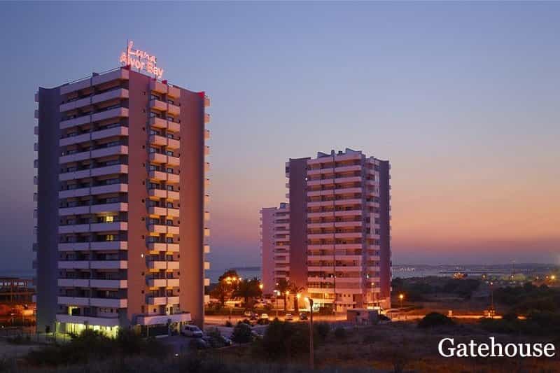 公寓 在 Alvor, Algarve Central 10106080