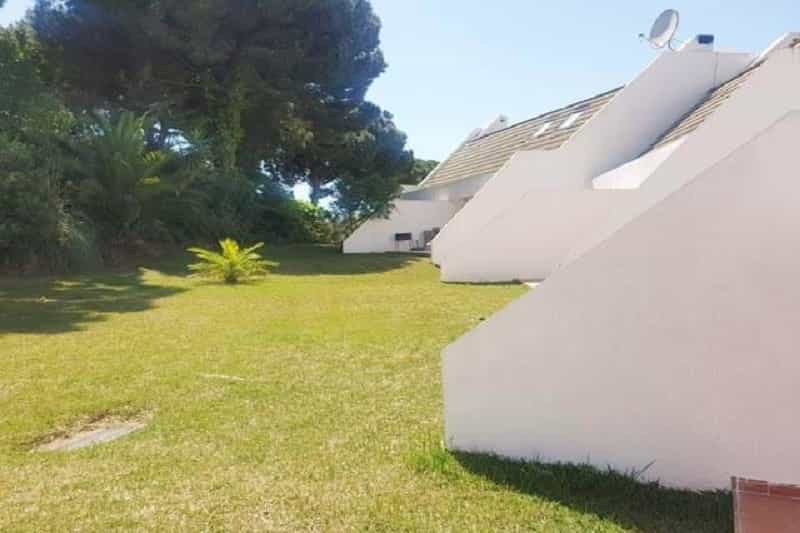 rumah dalam Vilamoura, Algarve Central 10106177