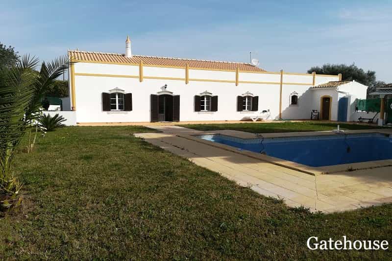 Casa nel Boliqueime, Algarve Central 10106265