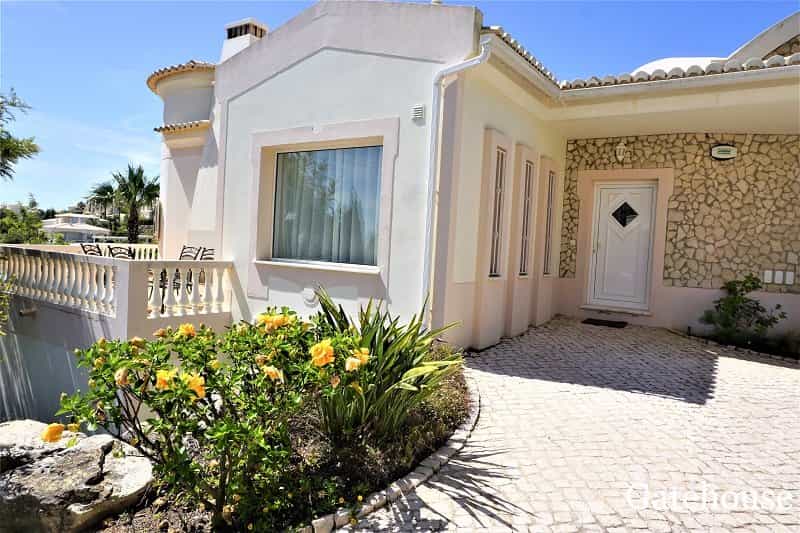 House in Parque Da Floresta, Algarve Ouest 10106343