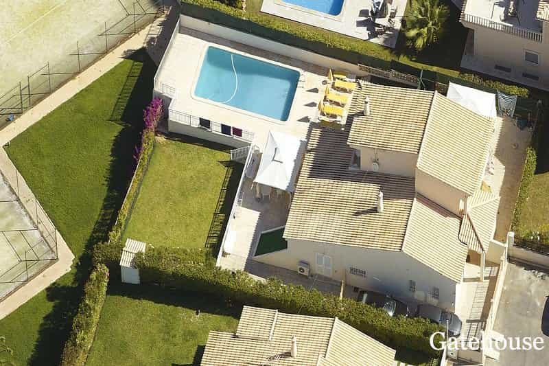 Casa nel Albufeira, Algarve Central 10106367