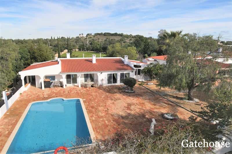 rumah dalam Santa Barbara De Nexe, Algarve Central 10106382