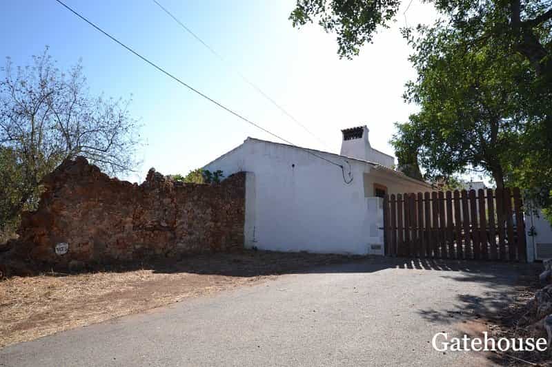 Talo sisään Loule, Algarve Central 10106463