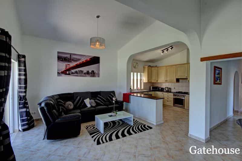 rumah dalam Carvoeiro, Algarve Central 10106493