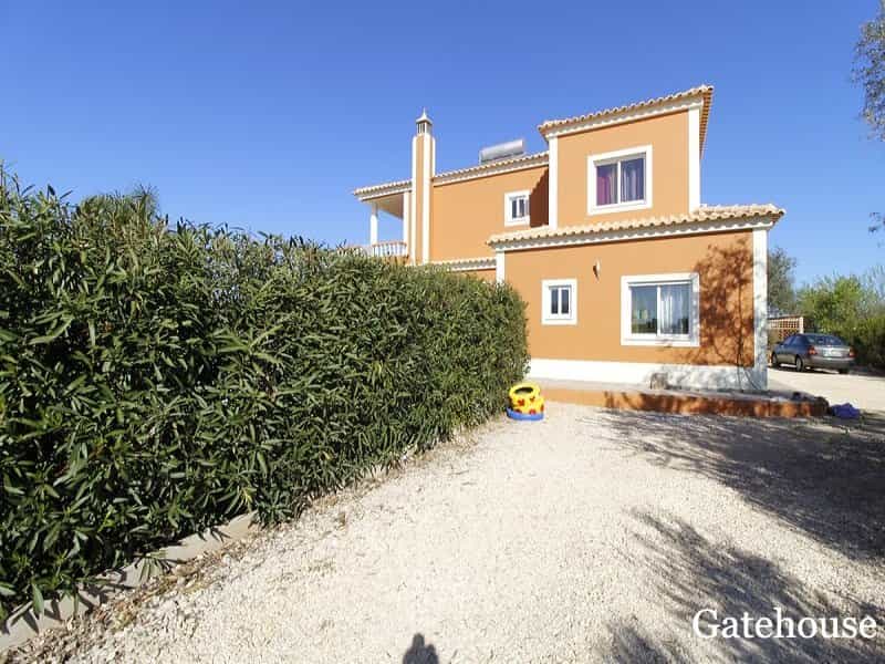 House in Alcantarilha, Algarve Central 10106502