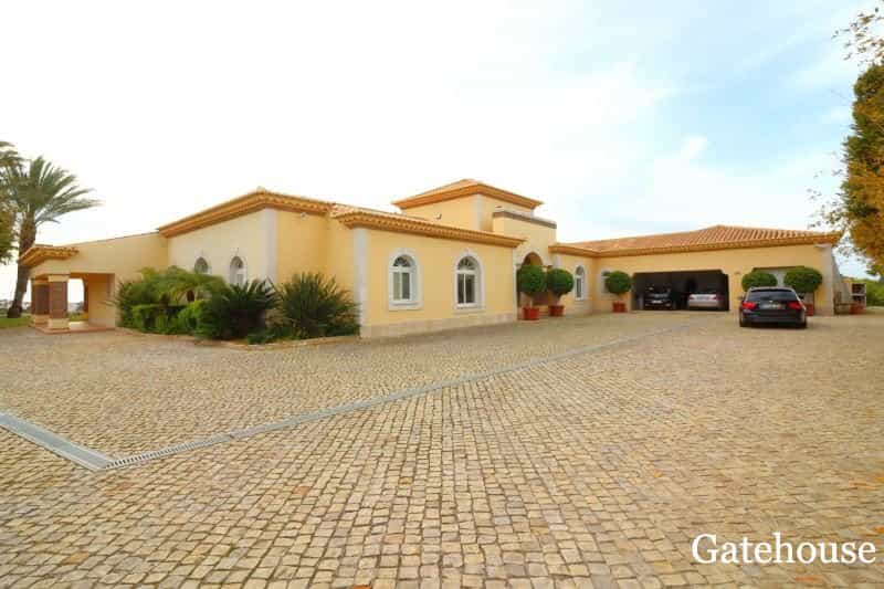 Hus i Albufeira, Algarve Central 10106528