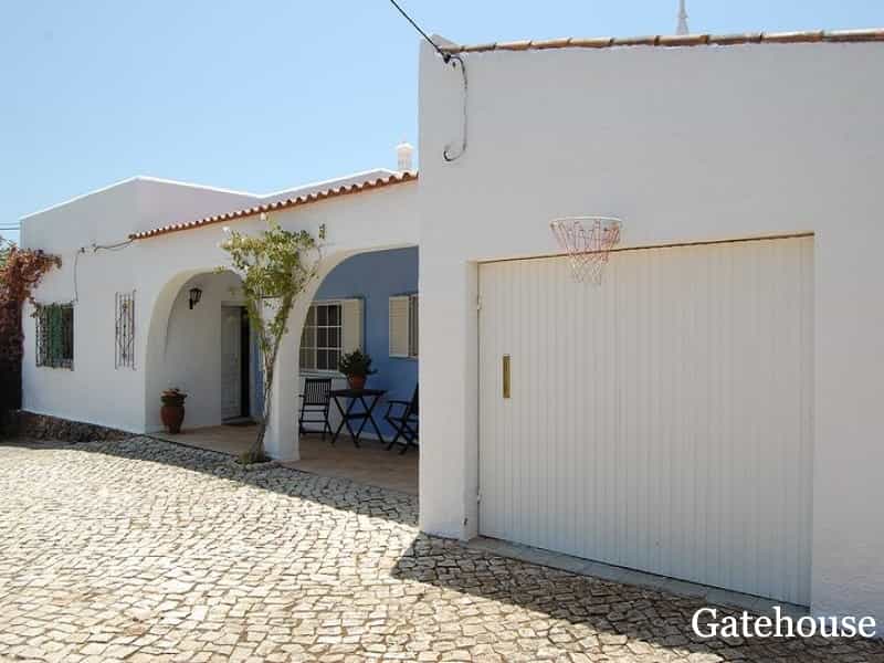 Huis in Carvoeiro, Faro 10106704