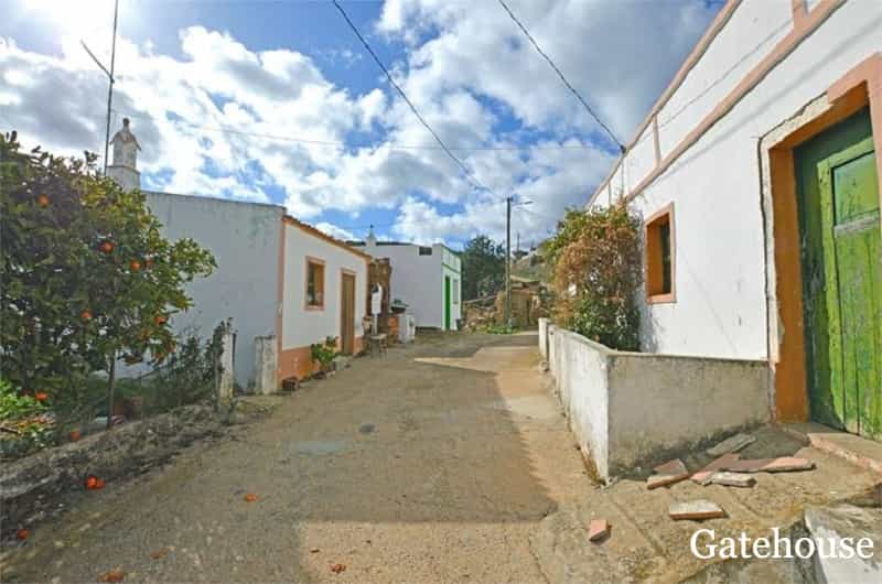 House in Moncarapacho, Faro 10106734