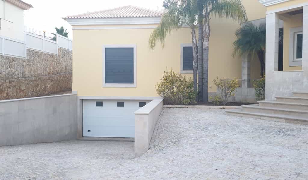 Rumah di Olhos D Agua, Algarve Central 10106802