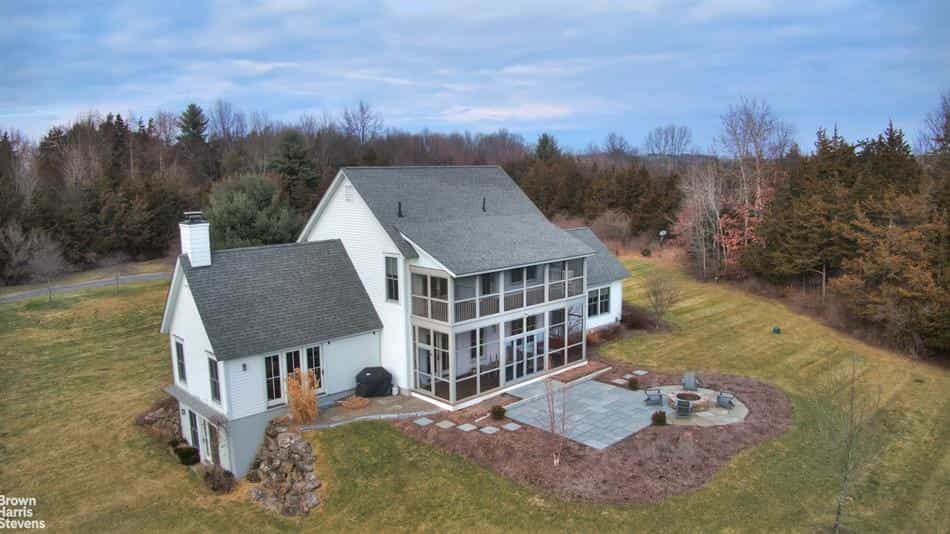 House in Claverack, New York 10107113