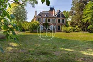 Huis in Orleans, 45240, France, Centre 10108009