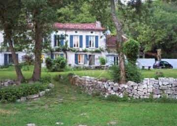 rumah dalam Cognac, 17610, France, Poitou-Charentes 10108081
