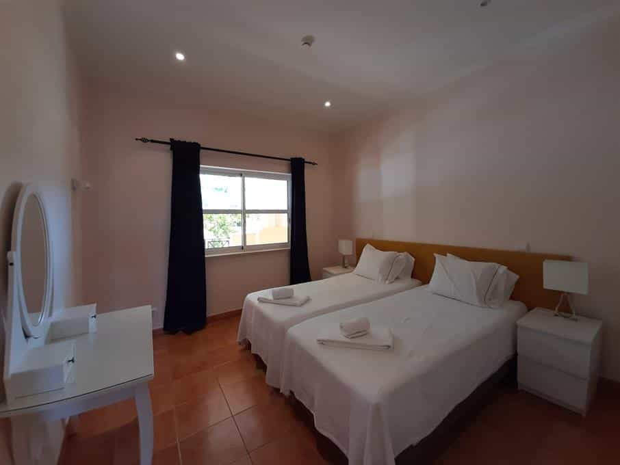 公寓 在 Moncarapacho,  10108550