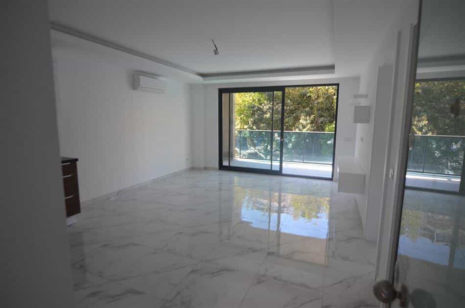 Condominium dans Alanya, Antalya 10108569