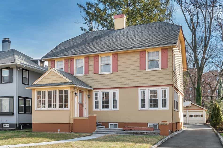 House in East Orange, New Jersey 10109564