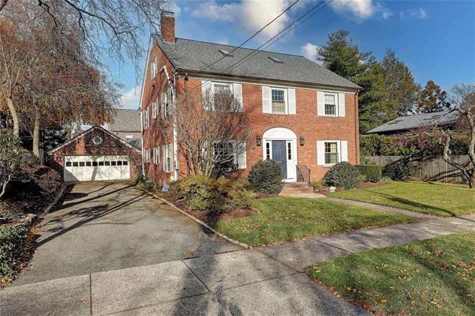 House in Pawtucket, Rhode Island 10109807