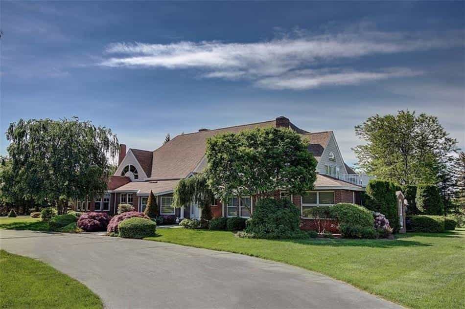 Dom w Manville'a, Rhode Island 10109823