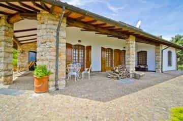 Rumah di Ameglia, Liguria 10109883