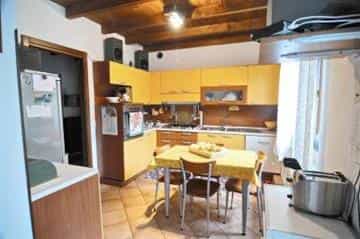 σπίτι σε Agrate Conturbia, Piemonte 10109967