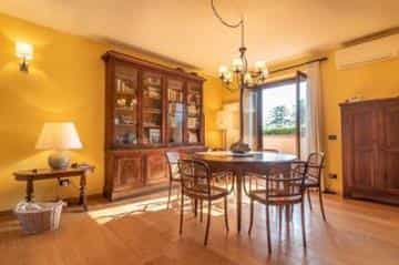 Huis in Stresa, Piemonte 10109987