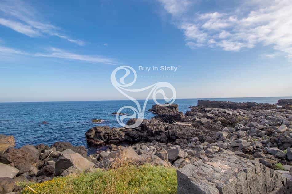 Ejerlejlighed i Via Spiaggia, Sicily 10110111