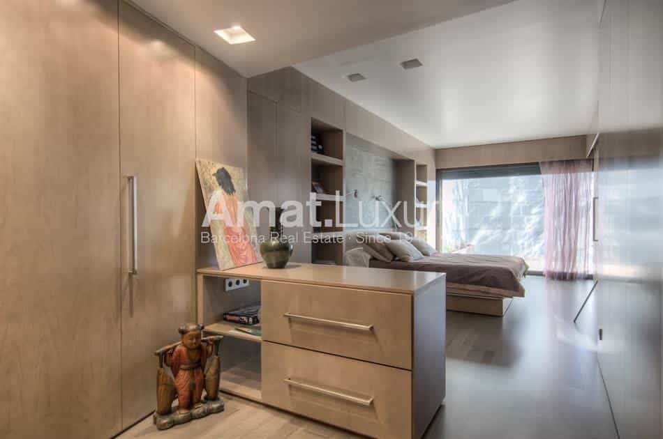 House in Cl Doctor Gimeno, Barcelona 10110259