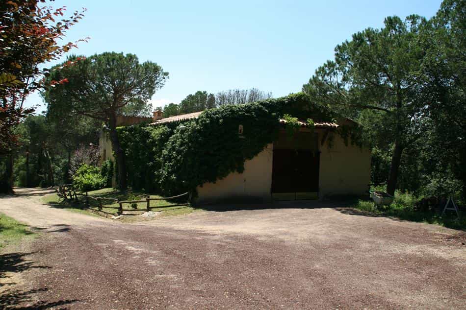 жилой дом в Caldes De Malavella, Costa Brava 10110326