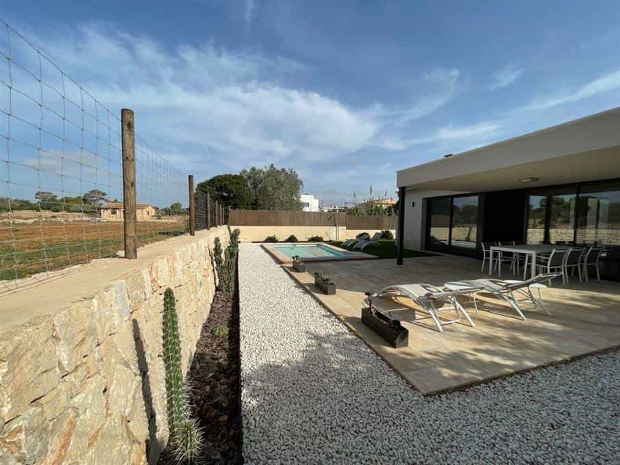 House in El Arenal, Balearic Islands 10110389