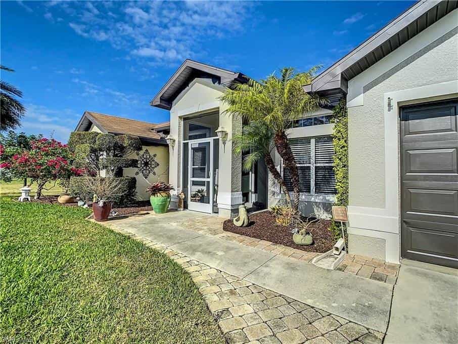 casa en Cape Coral, Florida 10110536